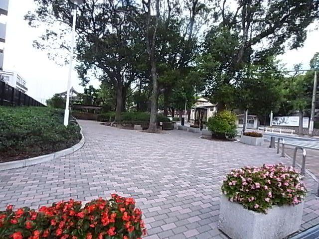 王子街園：424m