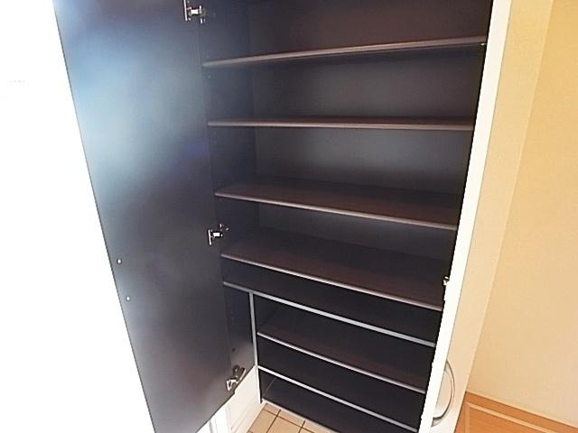 サニーレジデンス（102） 収納