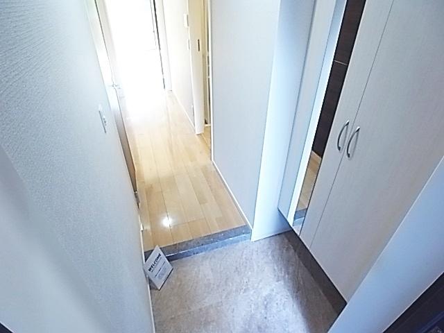 新神戸Vita（805） 玄関