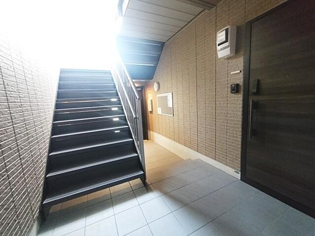 エレナ本山（101） ロビー