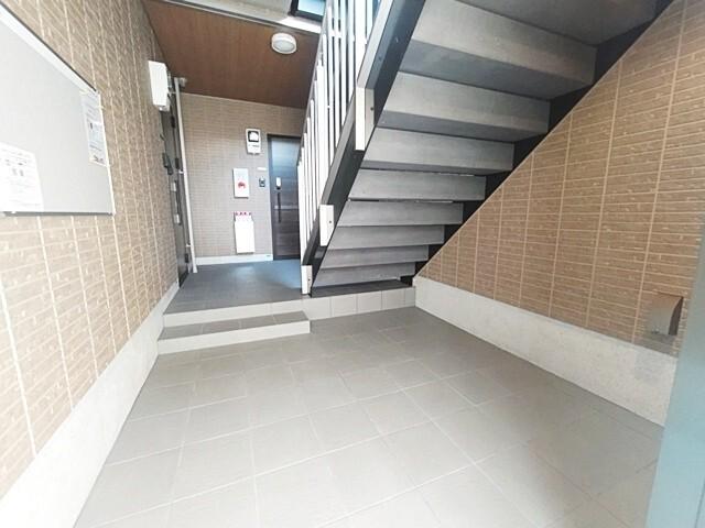 エレナ本山（101） ロビー