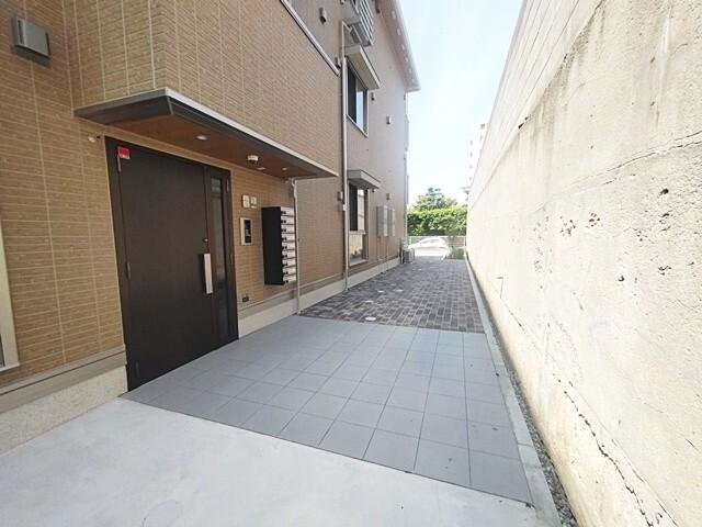 エレナ本山（101） エントランス