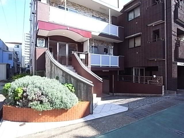 神戸市中央区国香通マンション エントランス