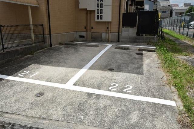ハイツ平成（201） 駐車場