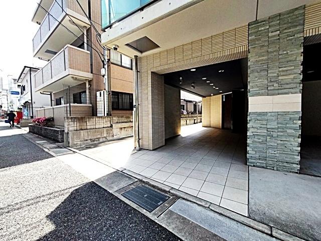 ＫＴＧ　ＲＥＳＩＤＥＮＣＥ　芦屋西（101） エントランス
