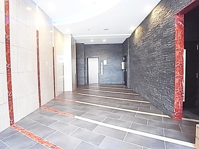 神戸市兵庫区西出町マンション ロビー