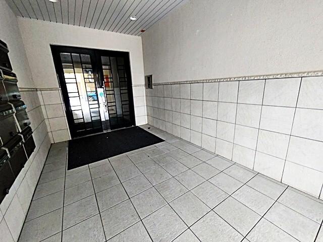シャルムメゾン本庄（302） エントランス
