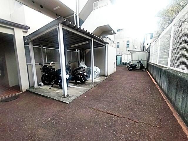 ハッピーコート甲南山手（201） 共有部分