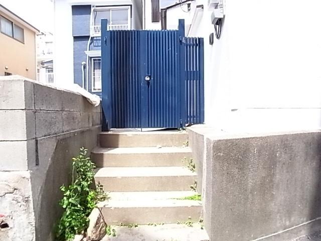 灘北通９丁目貸家（1） エントランス