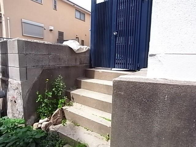 灘北通９丁目貸家（1） エントランス