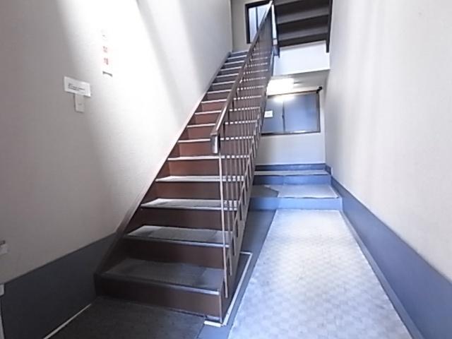 神戸市灘区烏帽子町マンション ロビー