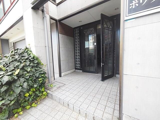 神戸市灘区岩屋中町アパート エントランス