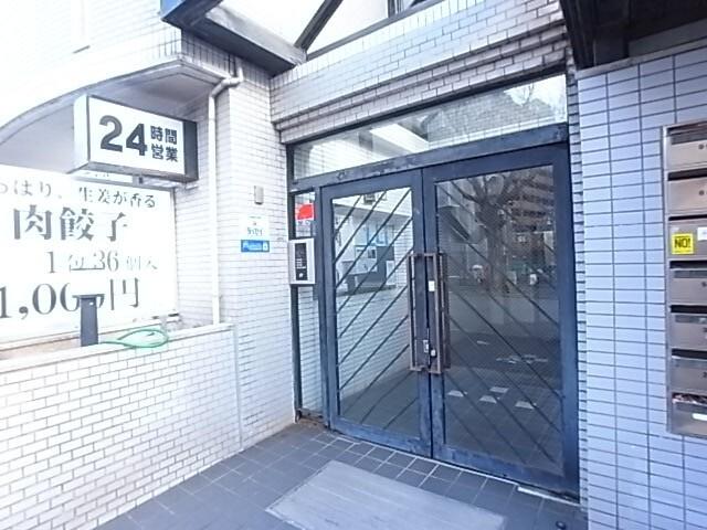 神戸市灘区岩屋北町マンション エントランス