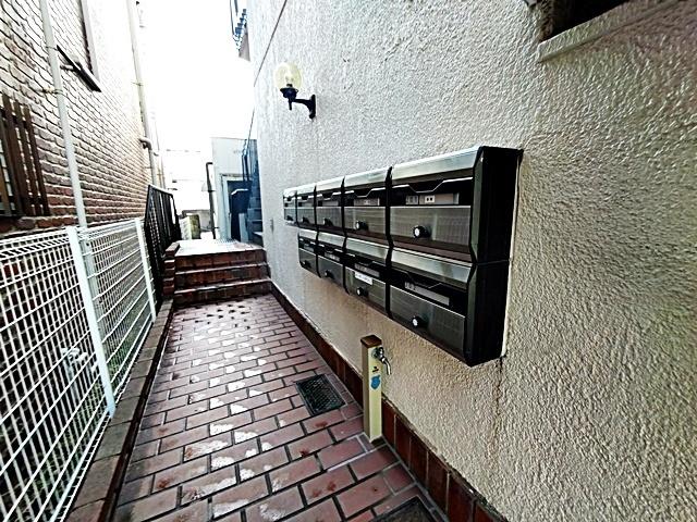 カァーサ六甲（501） ロビー