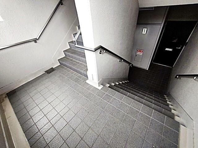 アゼリア六甲（402） 共有部分