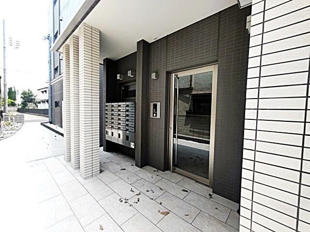 グランヴィル芦屋西（404） エントランス