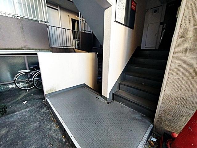 シティライフ稗原（401） ロビー