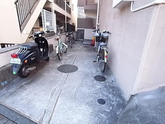 シティライフ稗原（401） エントランス