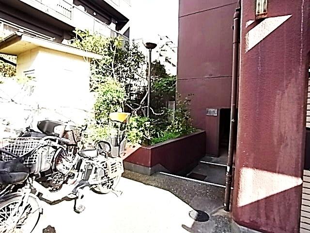 神戸市灘区灘北通マンション エントランス