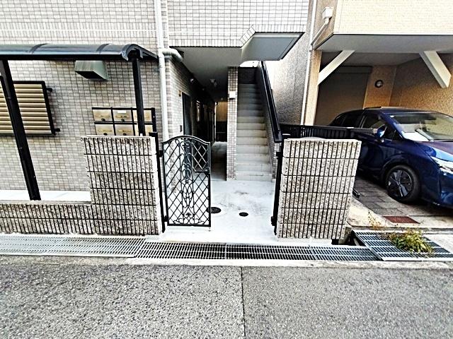 ちずるマンション（302） エントランス