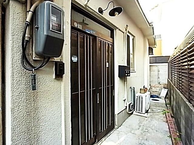 城内通4丁目貸家（01） エントランス
