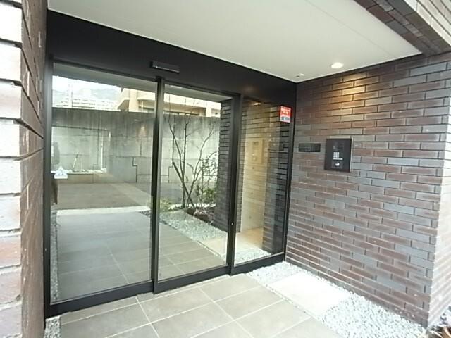 ＭＡＹＡ　ＨＡＵＳ（Ｎ５４） エントランス