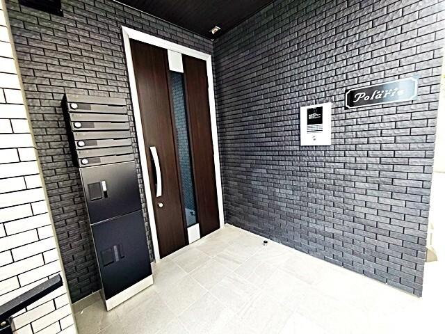 ポラリス（101） エントランス