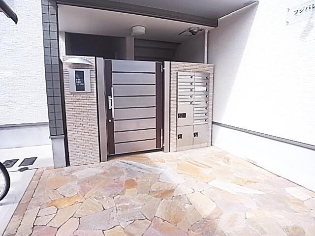 神戸市東灘区深江南町アパート エントランス