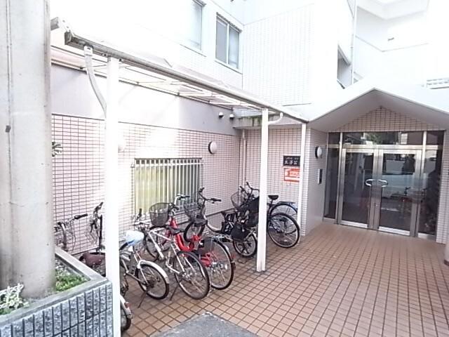 パールシティ王子公園（407） エントランス