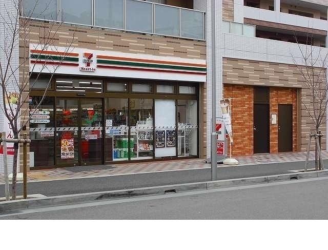 セブンイレブン灘北通６丁目店様：120m