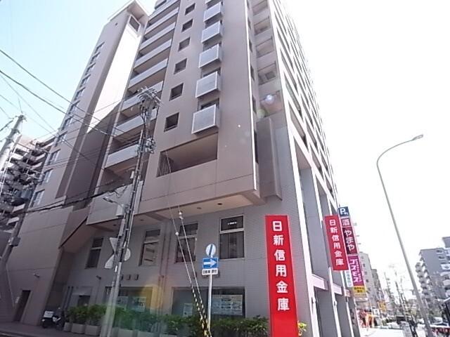 日新信用金庫六甲支店：151m