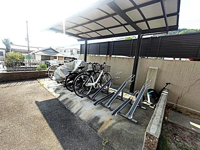 モンテボヌールⅡ 物件画像