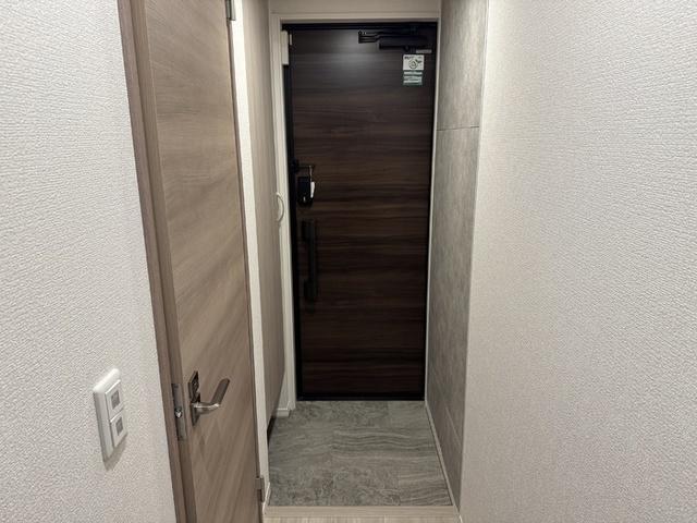 セレスティア細田A（305） 玄関