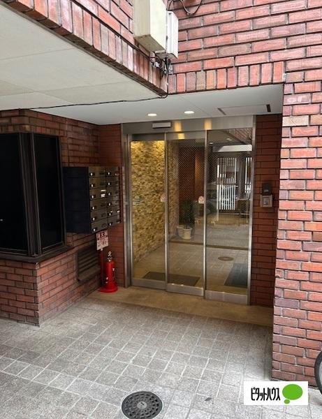 ライオンズプラザ中野 エントランス