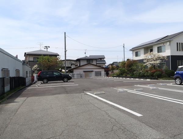 鈴川町4丁目駐車場（3） 駐車場