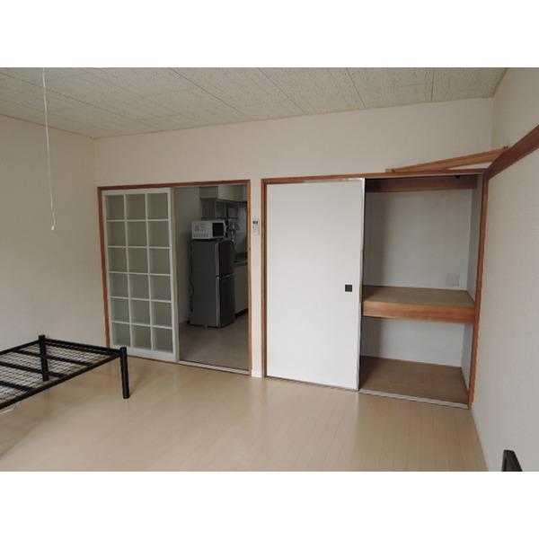 山形市七日町アパート 収納
