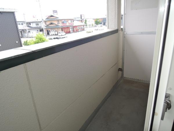 apartment 馬見ケ崎１丁目