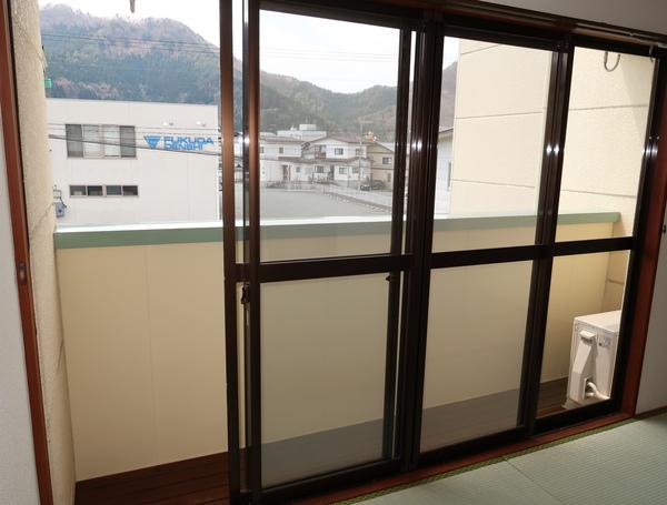 山形市東山形アパート バルコニー