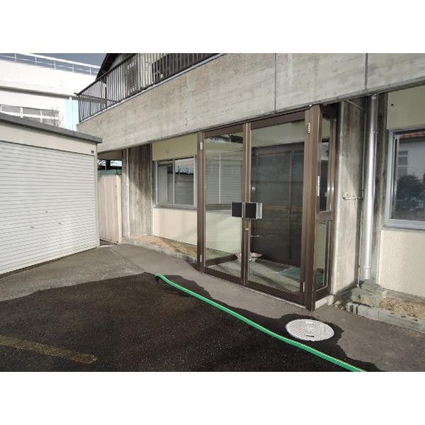 東山形事務所 エントランス