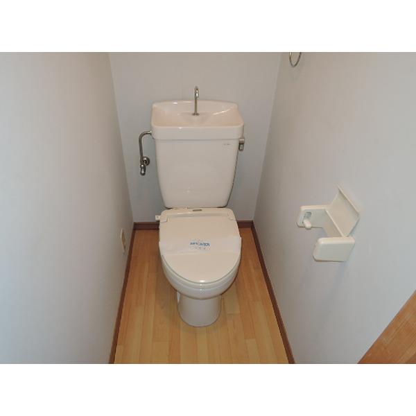 apartment あずま町