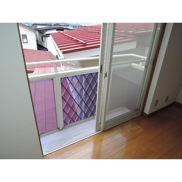 apartment あずま町