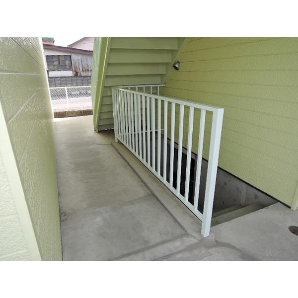 apartment あずま町