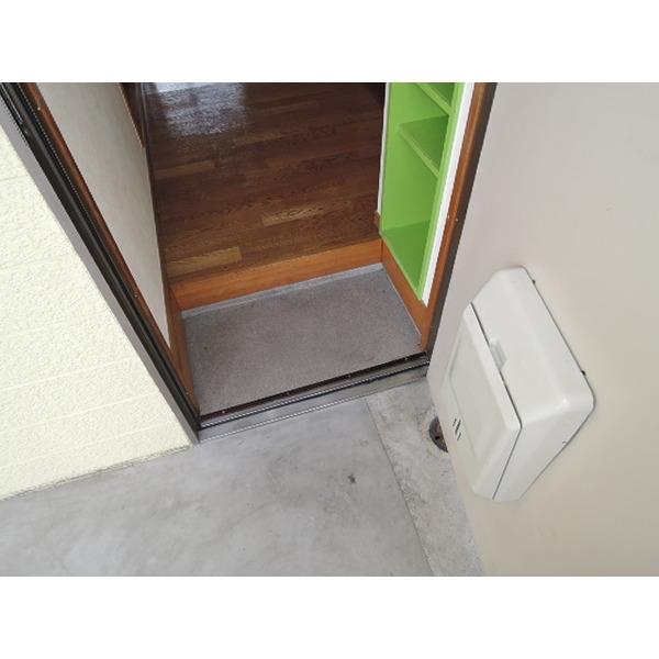山形市あずま町アパート 玄関