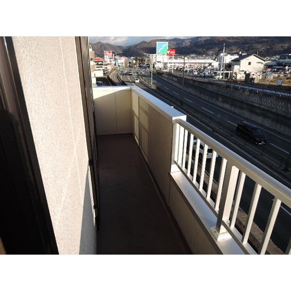 山形市白山アパート バルコニー
