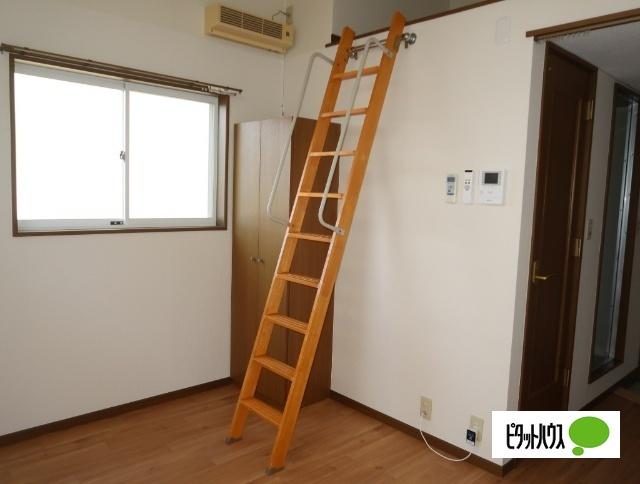 apartment 中桜田１丁目