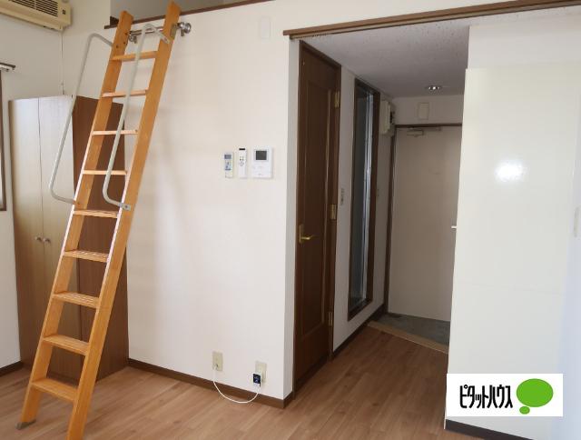 apartment 中桜田１丁目