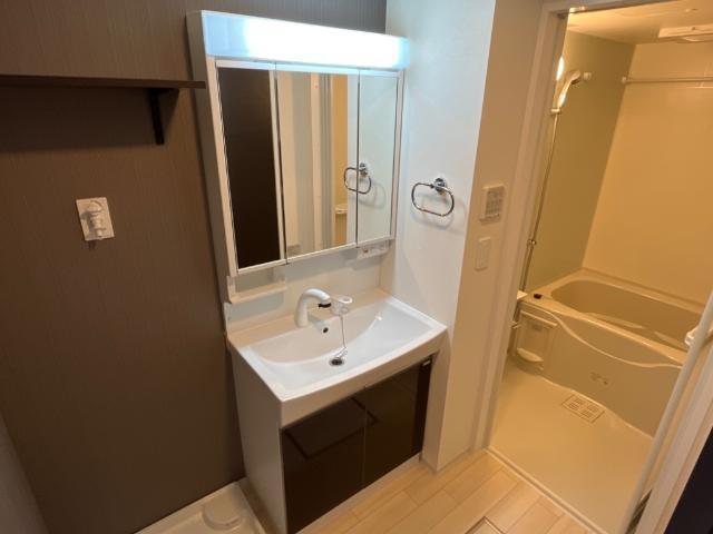 アンサンブル 部屋画像