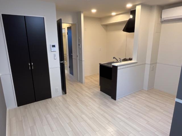 アンサンブル 部屋画像