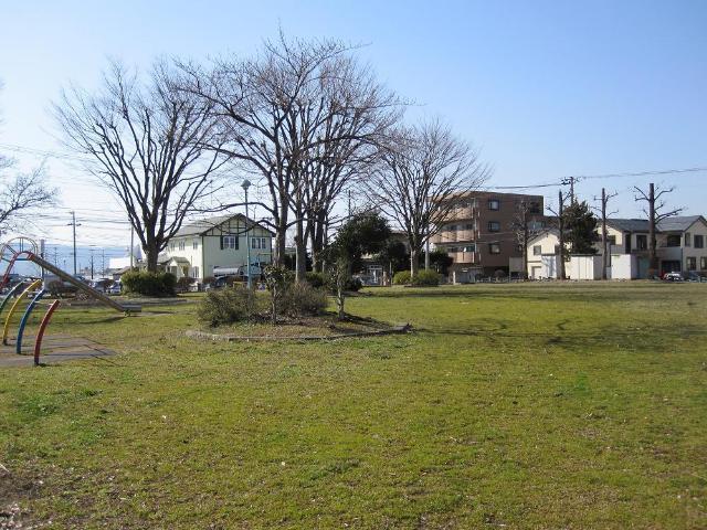 公園：780m