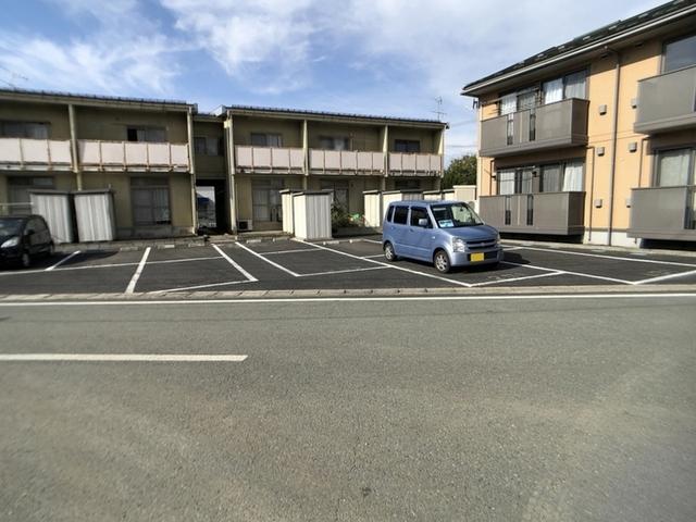 千歳山タウンハウス Ｂ（102） 駐車場